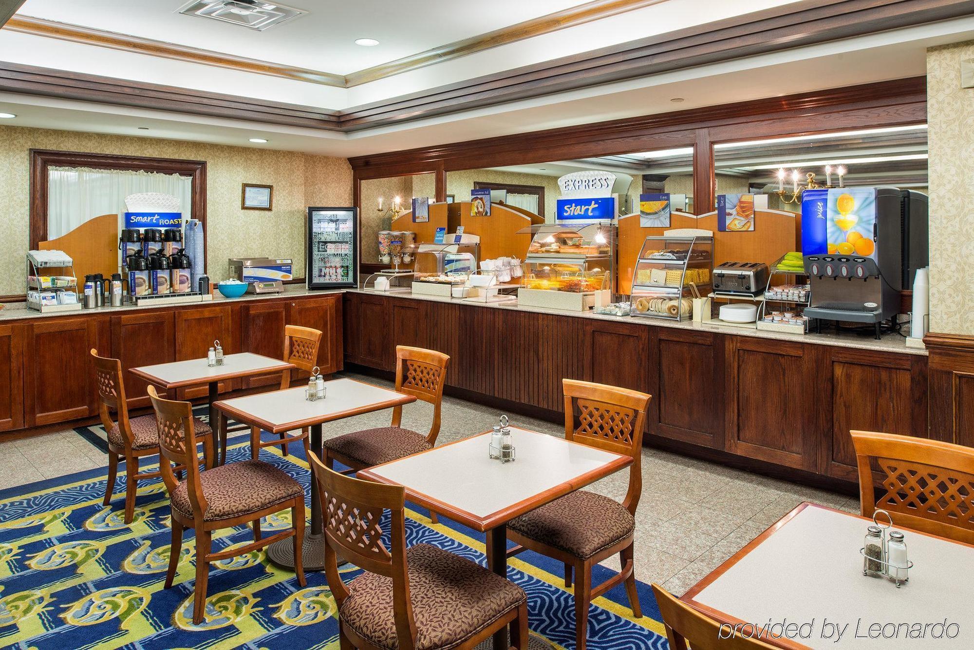 Holiday Inn Express Hauppauge-Long Island, An Ihg Hotel Restaurace fotografie